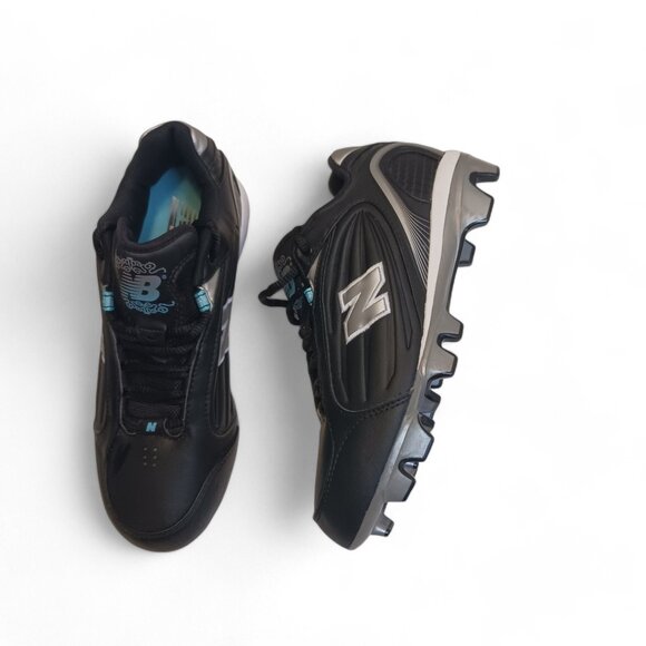 New Balance Women's Silver& Black Field Sport Cleats (Model WF600LK) SZ 7.5 NWT - Picture 2 of 12